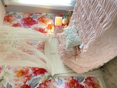 Wallpaper Romantic Garden Of Peonies