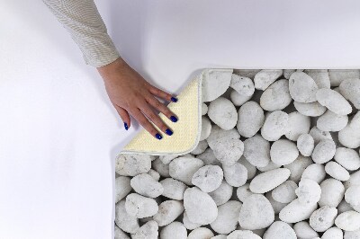 Bathroom rug Stones