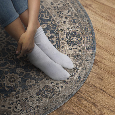 Pvc carpet Earthy composition in Persian style