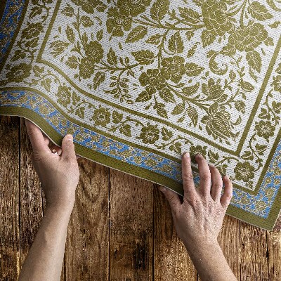 Vinyl rug Sir Matthew Digby Wyatt light ornament