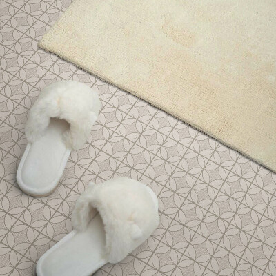 Vinyl tiles Geometry with circles in a modern version