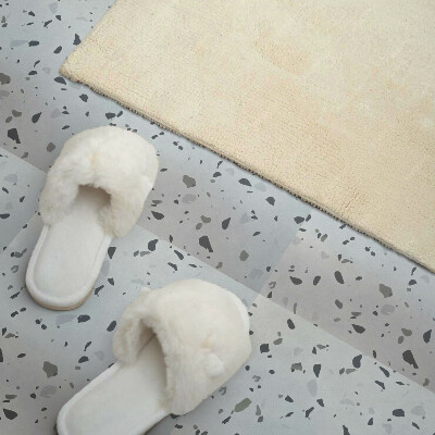 Self adhesive vinyl floor tiles Dynamic pattern with spots