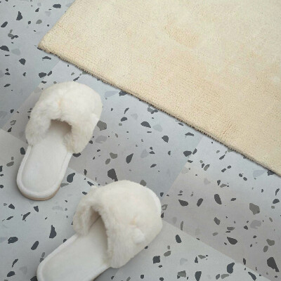 Self adhesive vinyl floor tiles Dynamic pattern with spots