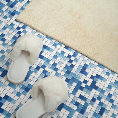 Vinyl tiles Mosaic pattern in intense shades of blue