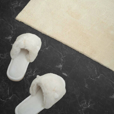 Vinyl tiles Marble with subtle lines