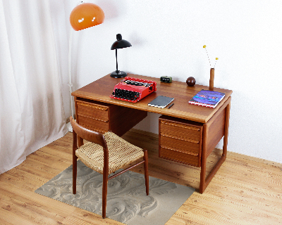 Office chair floor protector Leaves in the sand