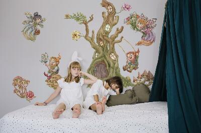 Wall sticker 130x135 Forest creatures and a pastel treehouse