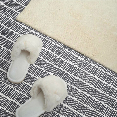 Square tv wall panel Dynamic line pattern