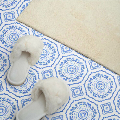 Square wall panel Floral pattern in circles
