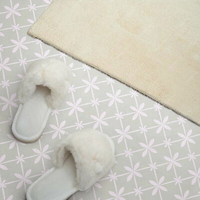 Square wall panel Floral pattern in mesh