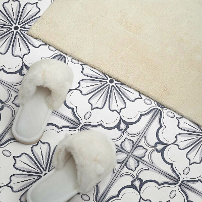 Square wall panel Floral pattern on the tile