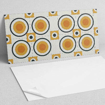 Square wall panel Geometry of circles and squares