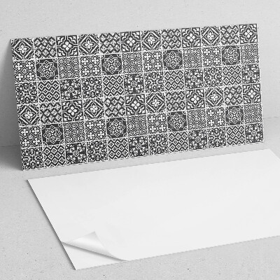 Rectangular bathroom wall panel Geometric motifs in tiles