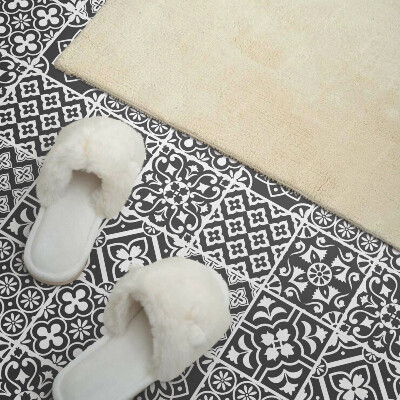 Rectangular bathroom wall panel Geometric motifs in tiles