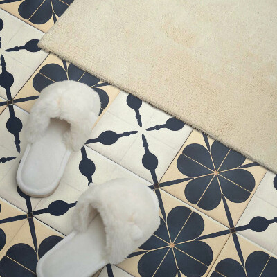 Rectangular bathroom wall panel Floral motif on a plain background