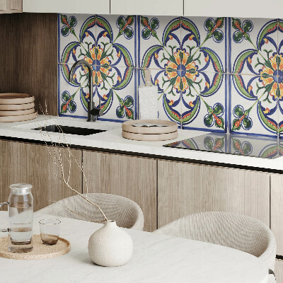 Rectangular wall panel Floral motif on the tile