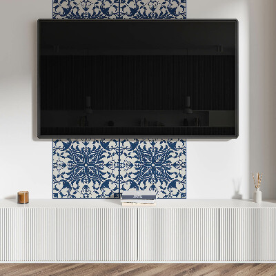 Wall paneling Flowers and leaves in harmony