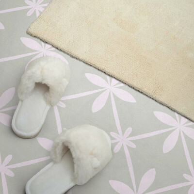 Wall panel square Mesh pattern with floral elements