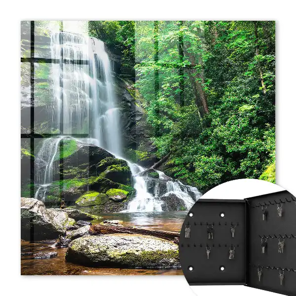 Decorative key box A natural oasis of lush greenery