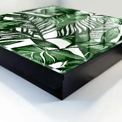 Wall mounted key cabinet Plant patterns diversify the space