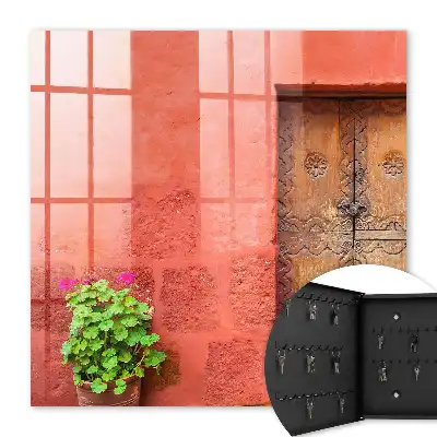 Key cabinet Red facade wooden door