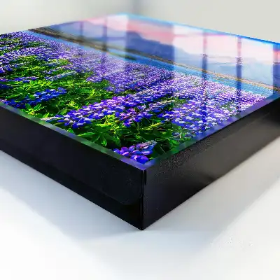 Decorative key box The mountain landscape radiates peace
