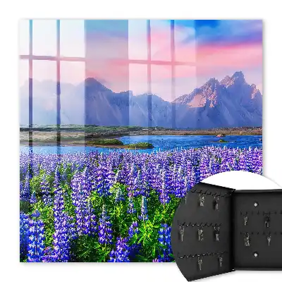 Decorative key box The mountain landscape radiates peace