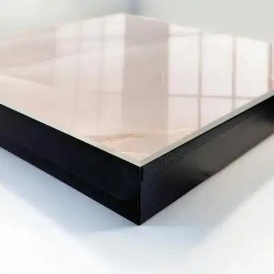 Wall mounted key cabinet Elegant texture, creamy structures