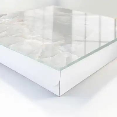 Wall mounted key cabinet The neutral elegance of natural stone