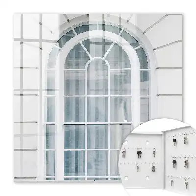 Key cabinet Classic elegance with white frames