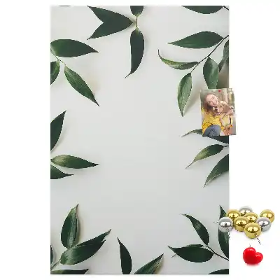 Green leaf finial cork pin board