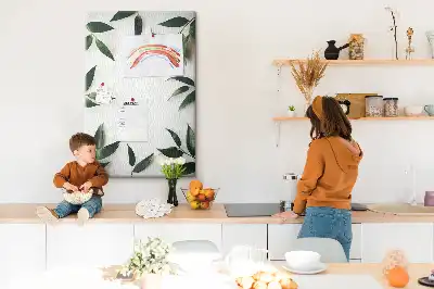 Green leaf finial cork pin board
