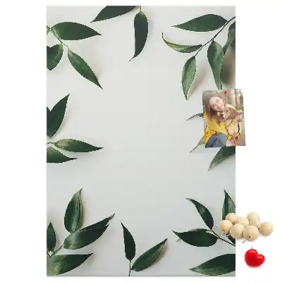 Green leaf finial cork pin board