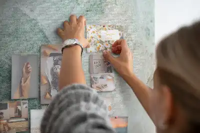 Marble block cork memo board