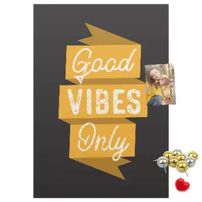 Wall cork memo board with inspiring quote