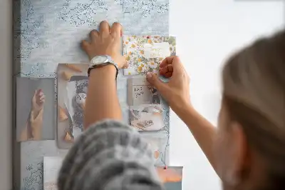 Flower sketch wall cork memo board