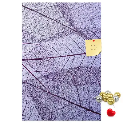 Leaf structured cork note board