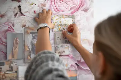 Rose flower cork pin board