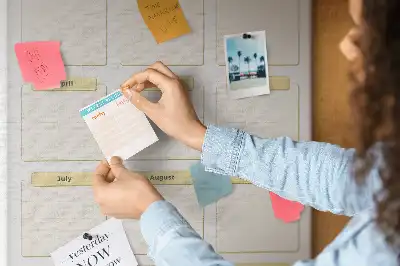 Wall cork memo board Annual calendar