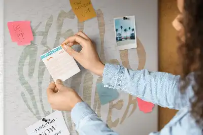 Wall cork memo board with Welcome to summer inscription