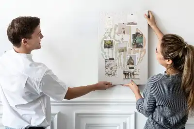 Wall cork memo board with Welcome to summer inscription