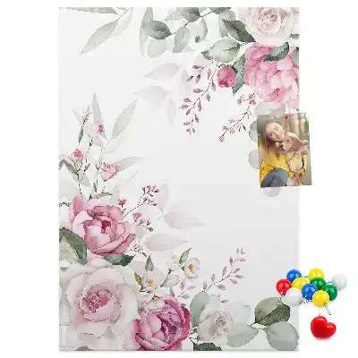 Flowery edge cork note board