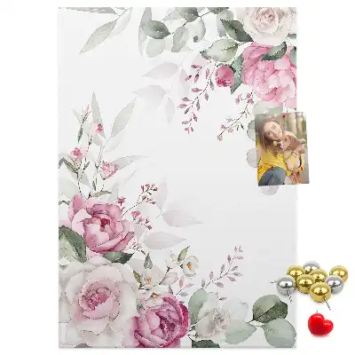Flowery edge cork note board