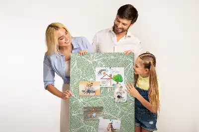 Large leaf motif cork pin board