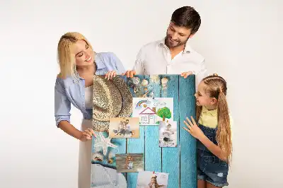 Cork note board with summer hat and flip-flops design