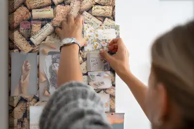 Wine cork note board