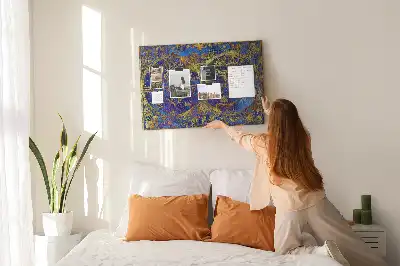 Cork memo board Atlas map