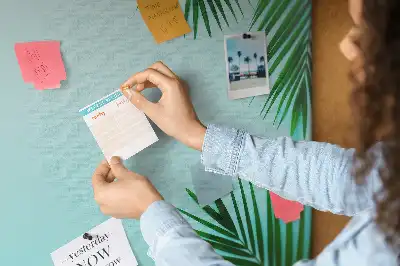 Tropical leaves cork memo board
