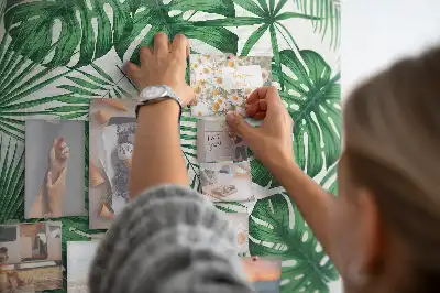 Monstera leaf shaped cork memo board
