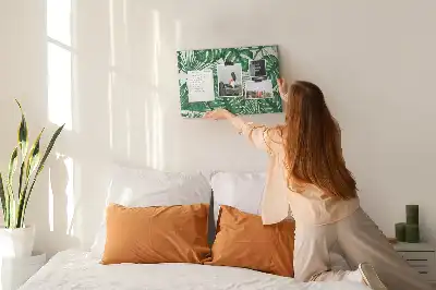 Monstera leaf shaped cork memo board